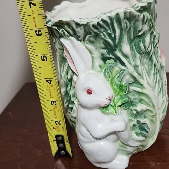 Beautiful Shafford Rabbit Patch Vase - Picture 9 of 11